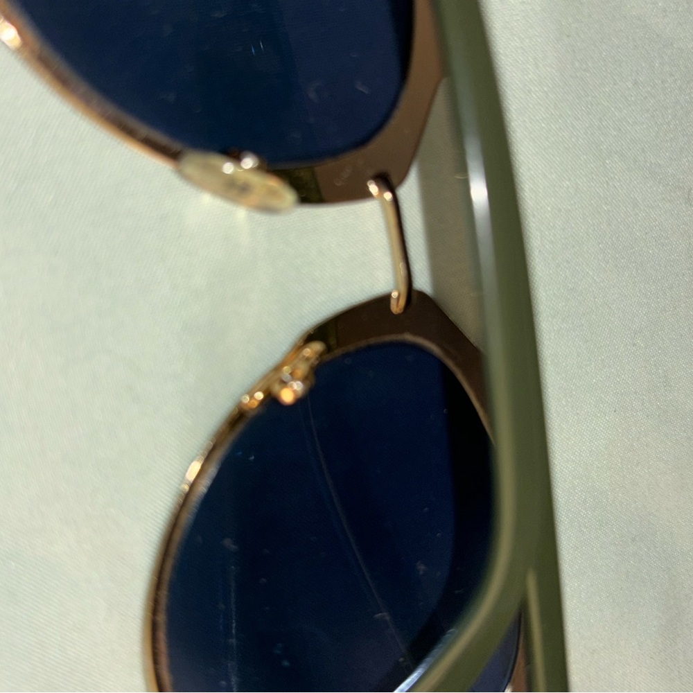 Authentic mirror Dior shades, worn by Ri Ri♥️ - Picture 4 of 7